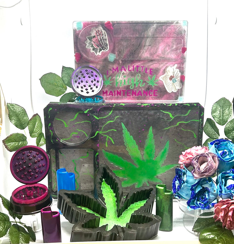 Elevate Your Experience: Rolling Trays & Smoking Accessories Collection