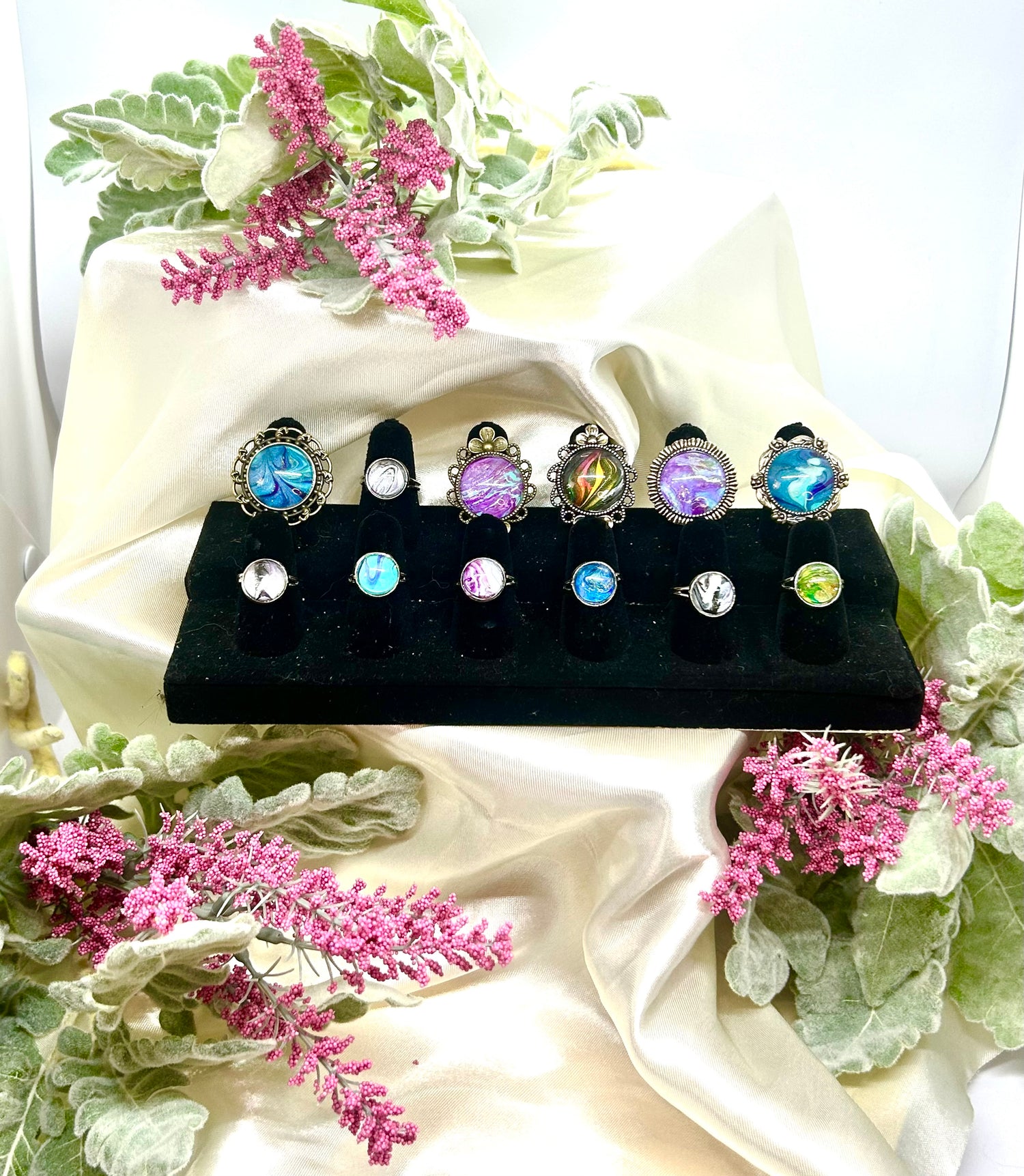 Radiant Circulars: Exquisite Ring Collection