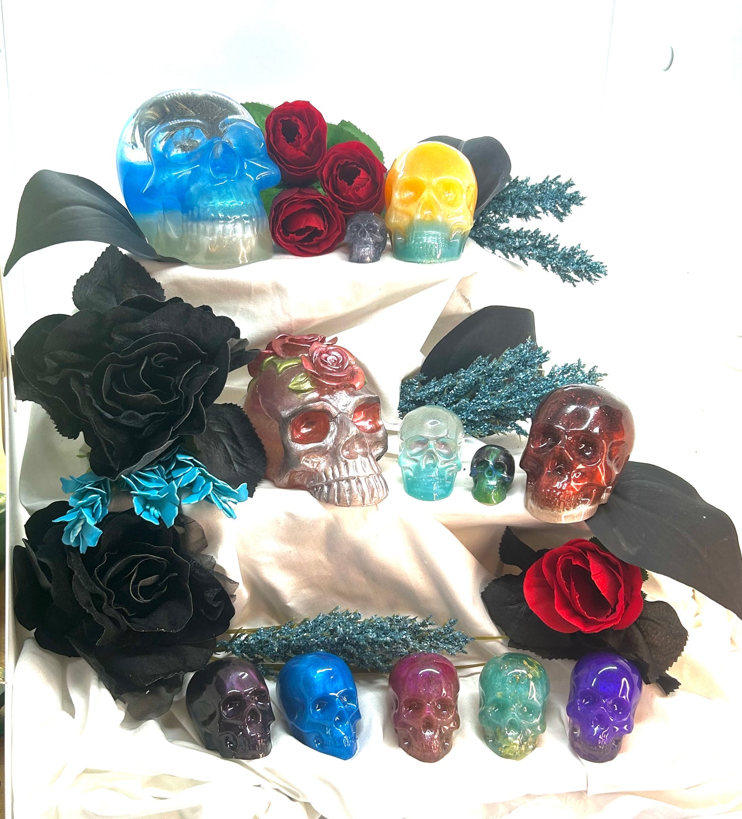 Gothic Elegance: Epoxy Resin Skull Collection